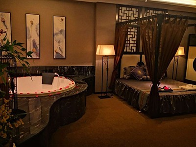 静安区足疗店有哪些店铺呢电话,上海静安区女子美容店有哪些