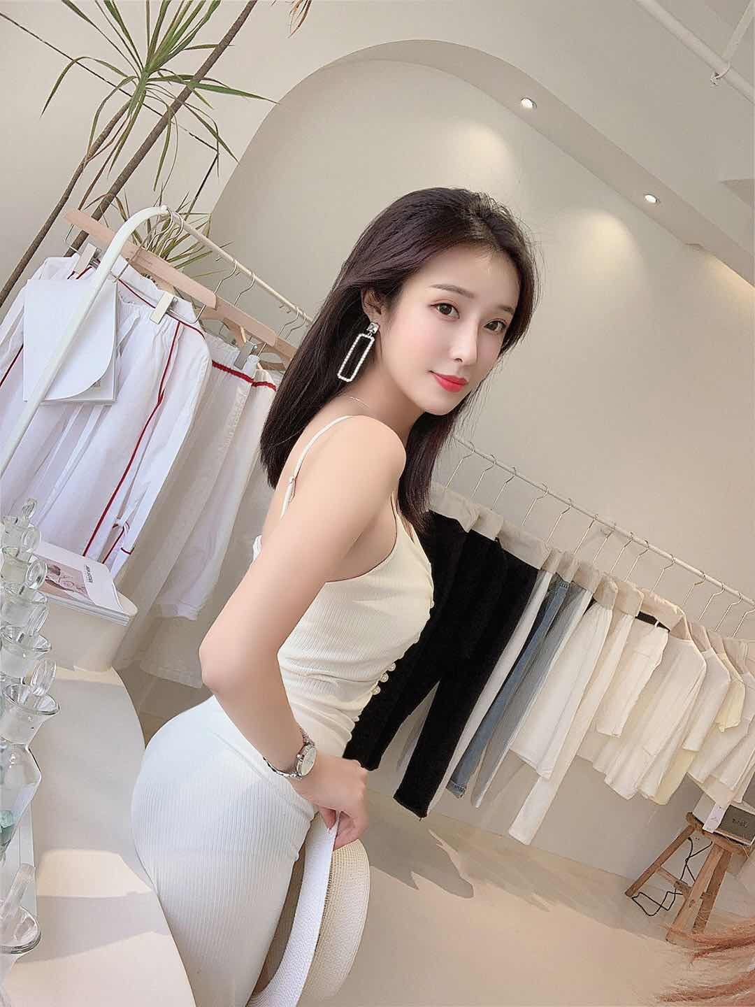 上海静安足浴店有哪些品牌的服务员好做,上海静安足浴店品牌与服务员品质概述